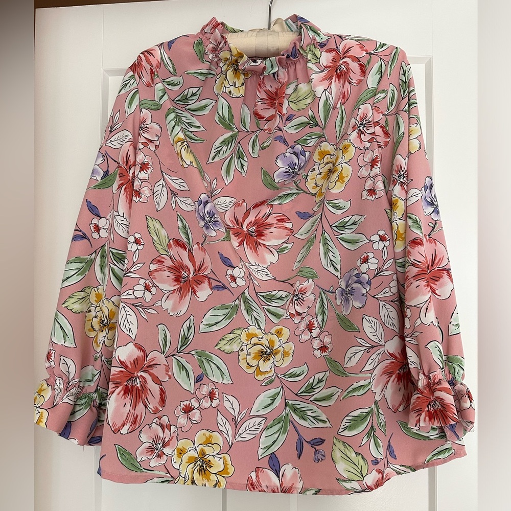 Shop The Mint Blouse, size large
